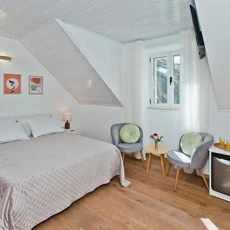 *heart Of The Port Room* * Hvar Town