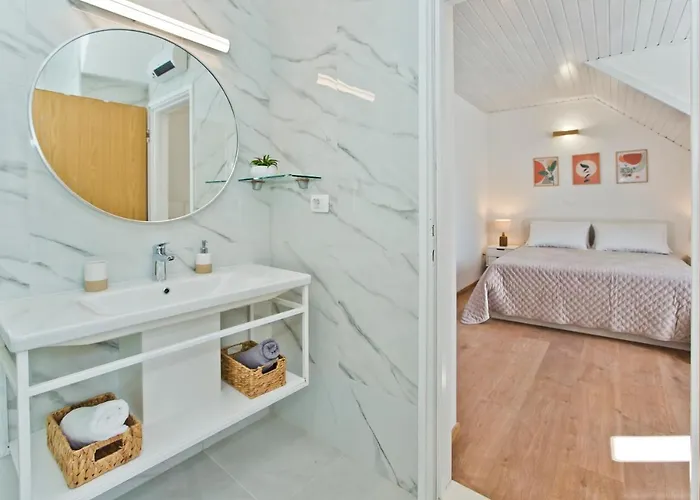 *heart Of The Port Room* Apartment