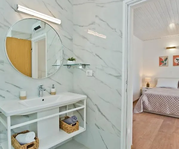 *heart Of The Port Room* Apartment