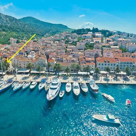 *heart Of The Port Room* *