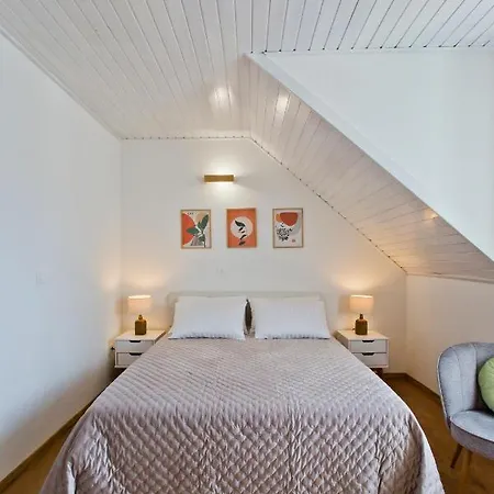 *heart Of The Port Room* *